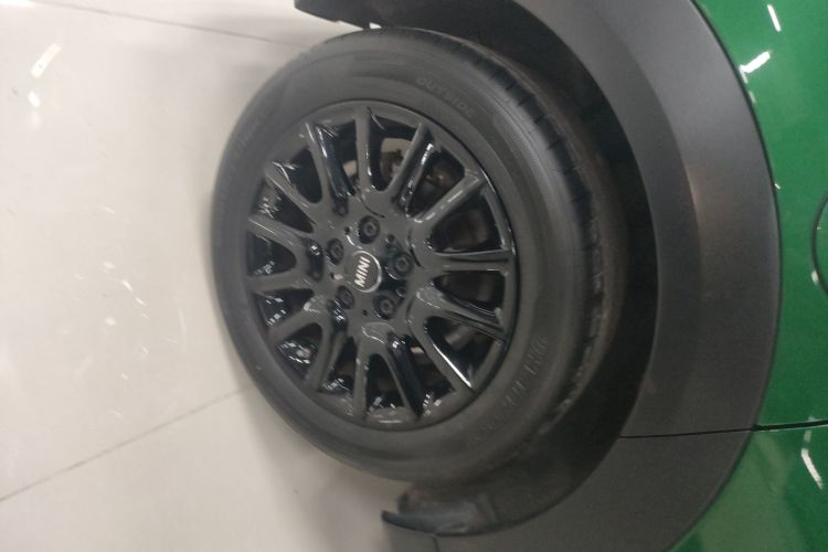 MINI 2023款 1.5T ONE 五门版车身外观6008