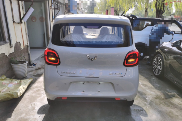 五菱汽车 宏光MINIEV 2025款 四门版 进阶款车身外观6