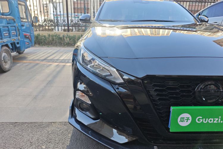 日产 天籁 2021款 2.0T XL Upper AD1 智享领航版车身外观8