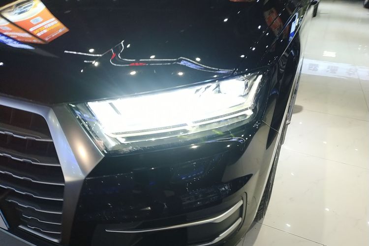 奥迪Q7 2018款 45 TFSI 技术型局部细节36