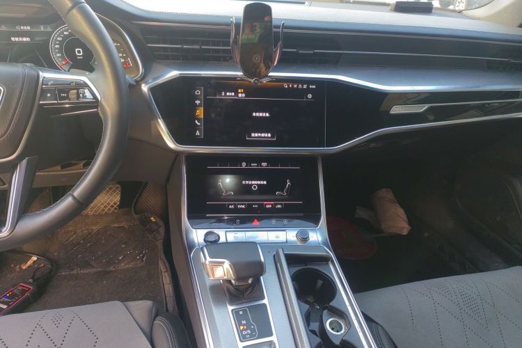 奥迪A6L 2023款 改款 40 TFSI 豪华动感型局部细节16