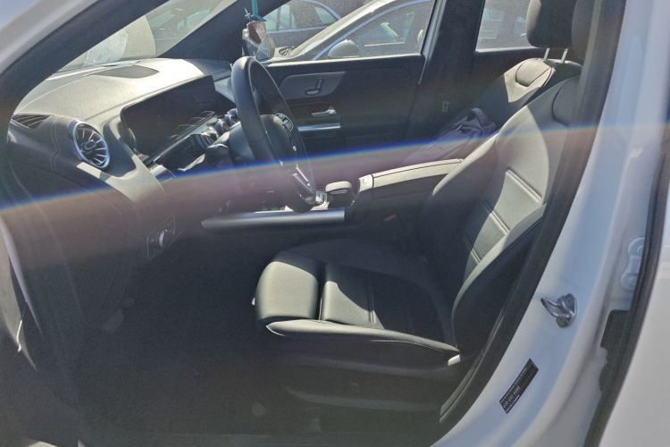 奔驰GLA 2023款 GLA 220局部细节19