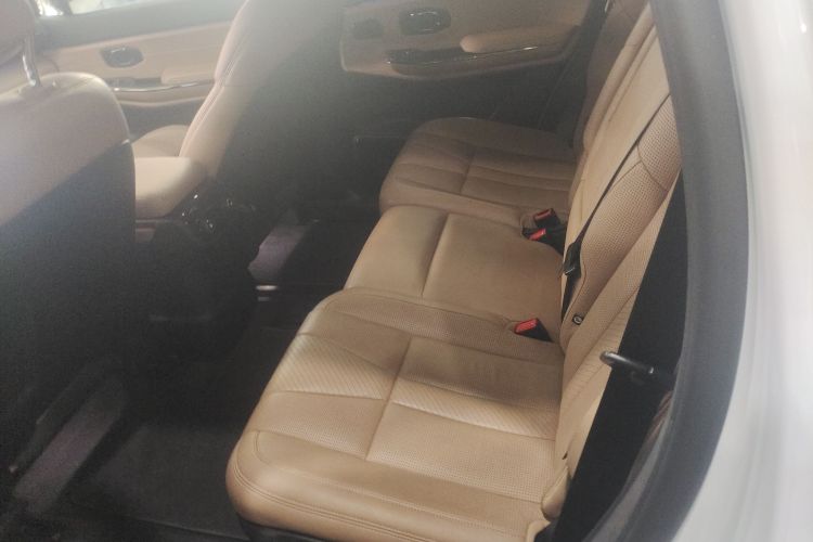 蔚来ES8 2020款 450KM 七座版中控内饰7004