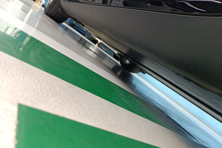 特斯拉 Model Y 2022款 改款 后轮驱动版局部细节9002