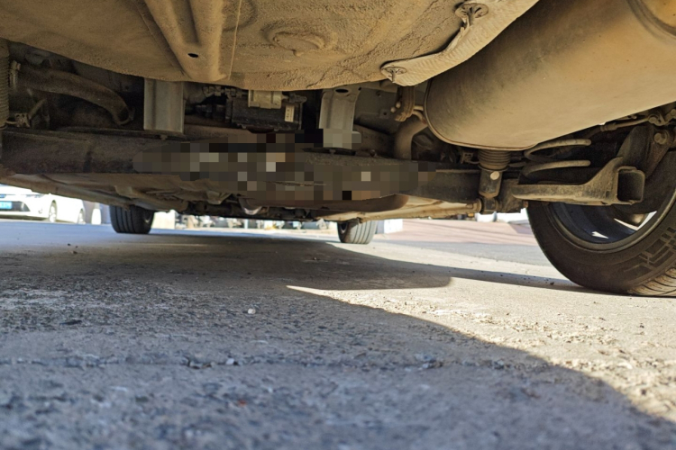 长安 逸动 2016款 1.6L 自动风尚型局部细节9009