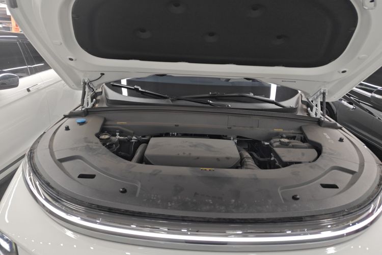 理想汽车 理想L7 2024款 Pro机舱底盘24