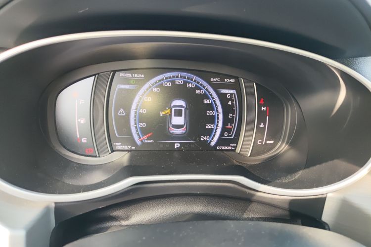 吉利汽车 博越 2016款 1.8TD 自动智尊型中控内饰14