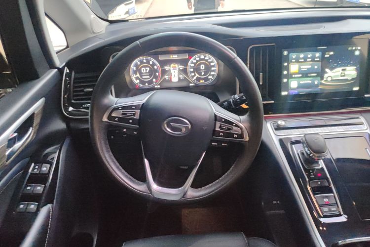 广汽传祺 传祺M8 2023款 领秀系列 390T 尊贵版局部细节13