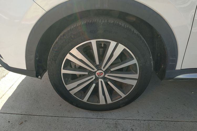 荣威RX5 2020款 20T 自动4G互联超越旗舰版车身外观6007