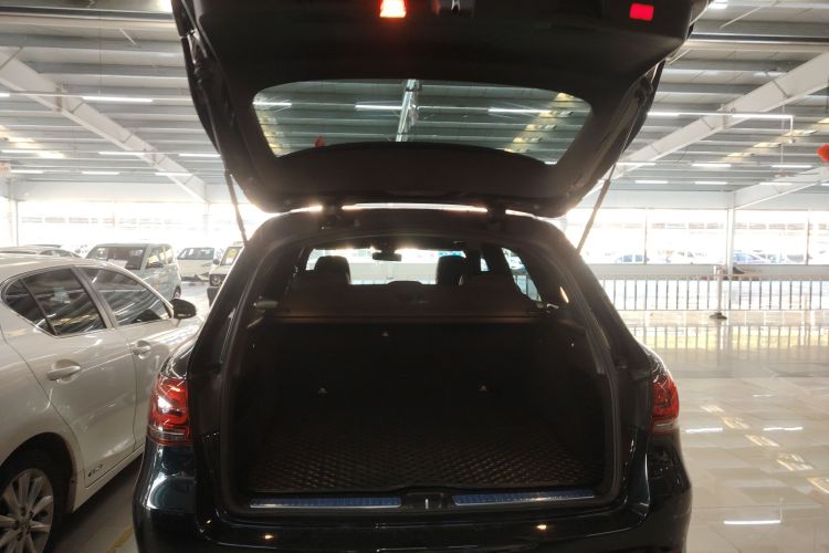 奔驰GLC 2022款 改款三 GLC 260 L 4MATIC 动感型局部细节23