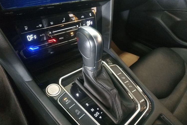 一汽-大众CC 2023款 380TSI 夺目版局部细节18