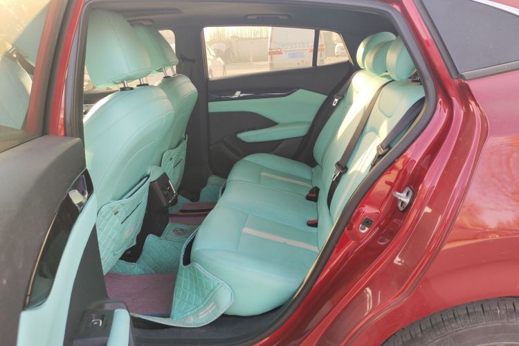 东风风神 奕炫 2020款 230T 自动炫目曜夜骑士版中控内饰7004