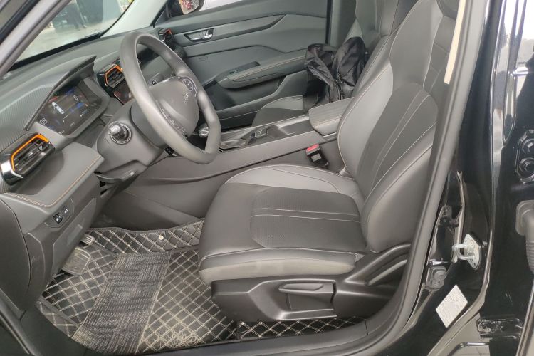 东风风神 奕炫 2024款 1.5L 自动劲速版中控内饰19