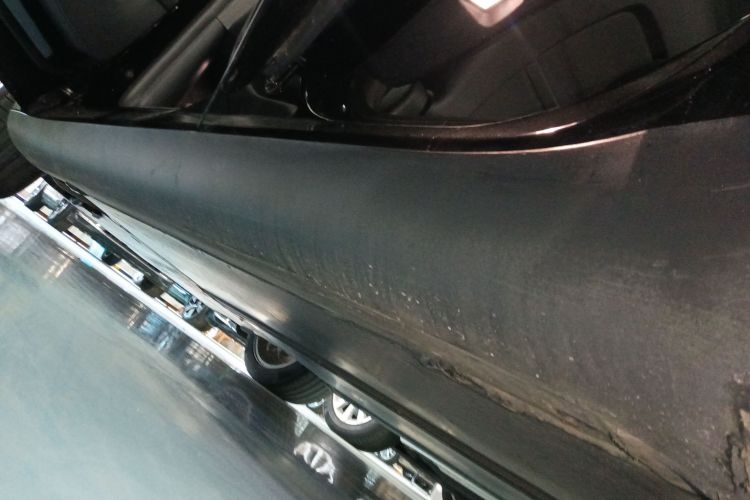 特斯拉 Model Y 2022款 后轮驱动版局部细节9002