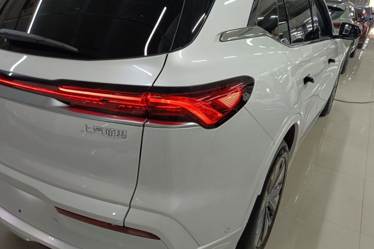 别克E5 2025款 620KM尊享版车身外观9