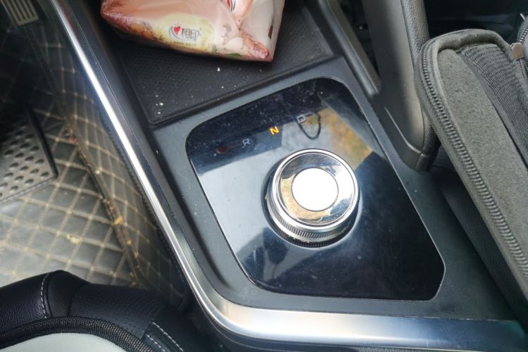 吉利几何 EX3 功夫牛 2021款 坚强牛牛中控内饰18