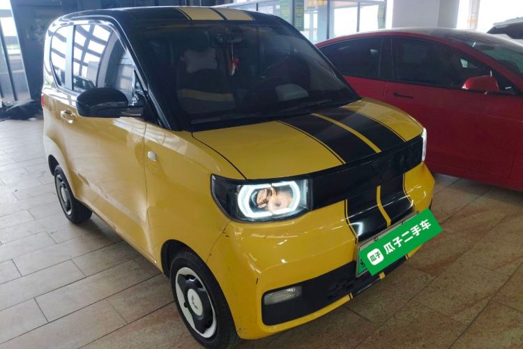 五菱汽车 宏光MINIEV 2021款 马卡龙臻享款 磷酸铁锂车身外观3