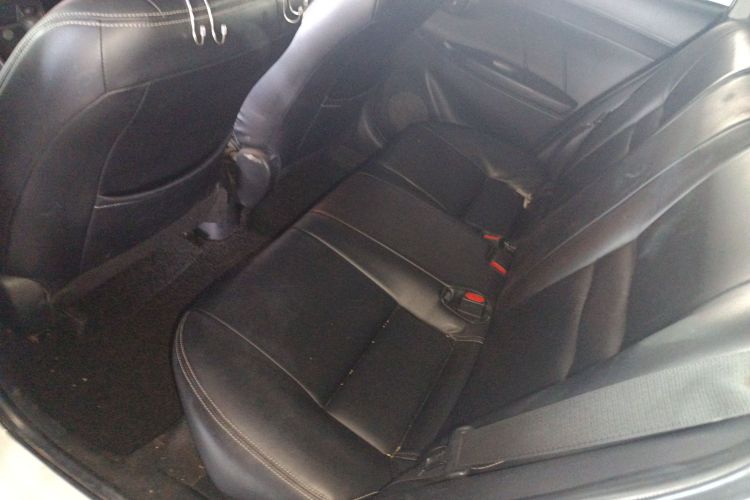 丰田 威驰FS 2021款 1.5L CVT锋驰版中控内饰7004