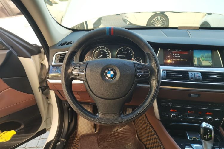 宝马5系GT 2015款 528i 领先型局部细节13