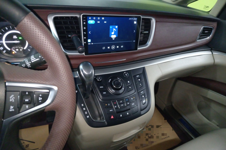 别克GL8 2018款 28T 豪华型 国VI中控内饰16