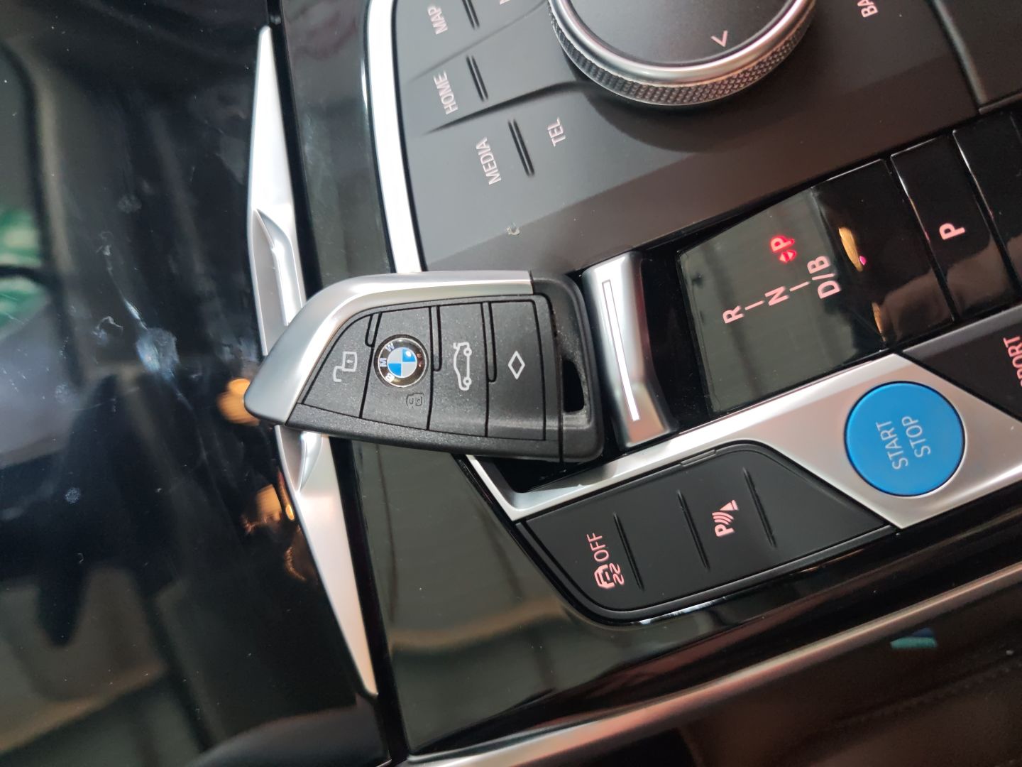 宝马i3 2024款 eDrive 35 L