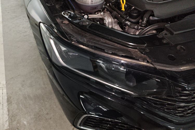 大众 帕萨特 2025款 出众款 330TSI 星空精英版车身外观8