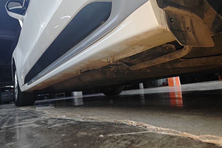 福特 蒙迪欧 2023款 EcoBoost 180 舒雅型局部细节9002