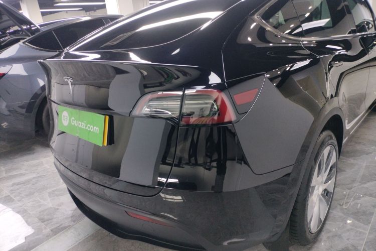 特斯拉 Model Y 2022款 改款 长续航全轮驱动版车身外观6006