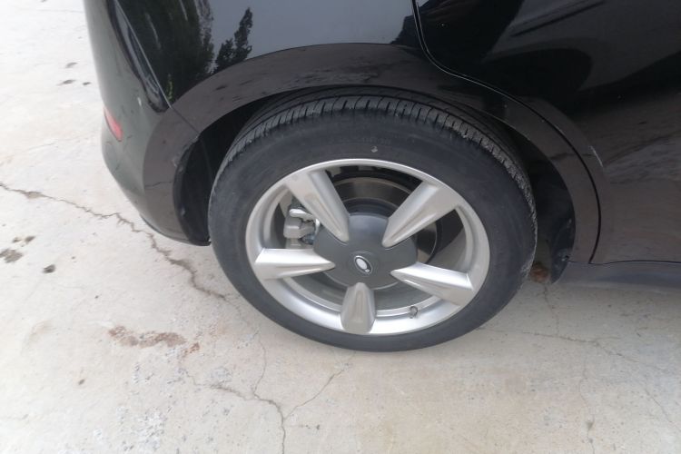 欧拉好猫 2021款 400km标准续航 维纳斯版 磷酸铁锂车身外观6008