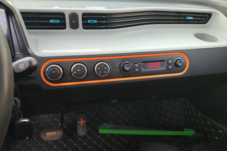 五菱汽车 宏光MINIEV 2020款 悦享款 磷酸铁锂中控内饰16