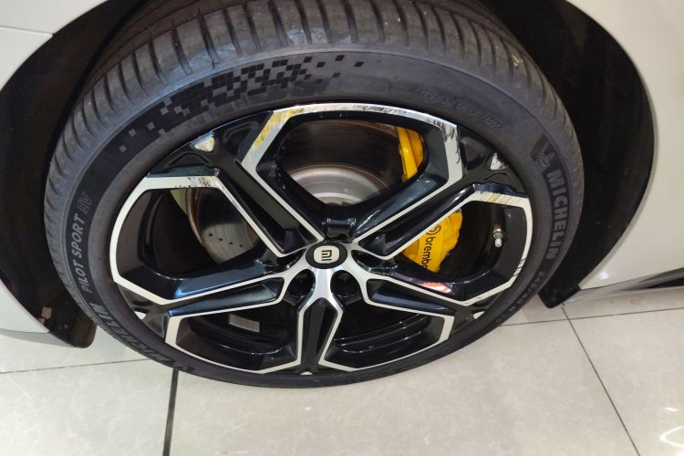 小米汽车 小米SU7 2024款 后驱超长续航高阶智驾Pro版车身外观6002