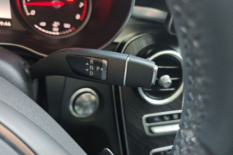 奔驰C级 2016款 C 200 L 运动型局部细节18