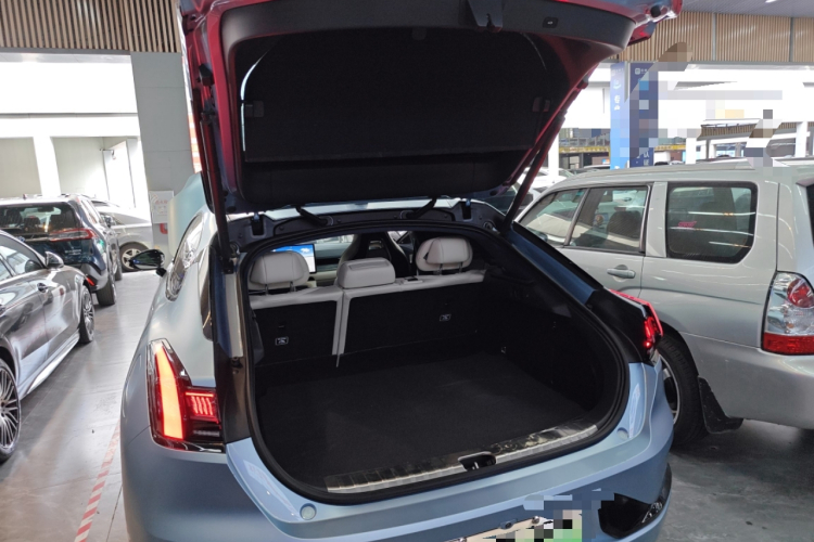 极氪001 2022款 超长续航双电机 YOU版机舱底盘23