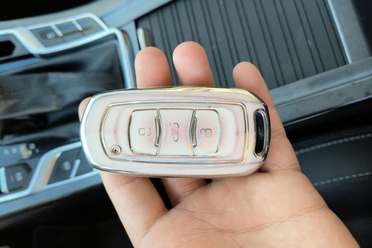 吉利汽车 帝豪 2018款 1.5L CVT向上互联版中控内饰11