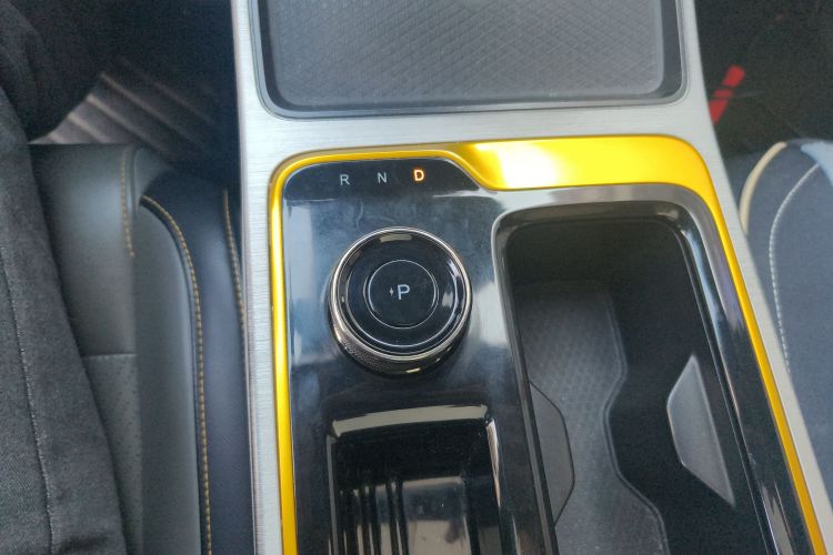 埃安 AION Y 2022款 70 科技版 磷酸铁锂中控内饰18