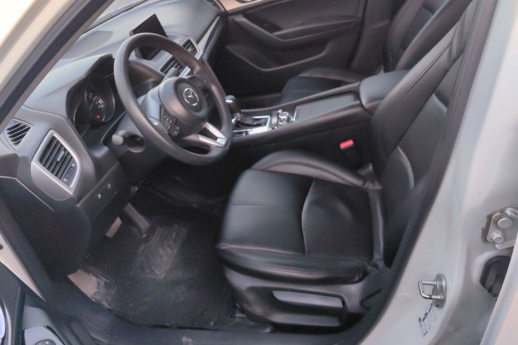 马自达3 昂克赛拉 2017款 三厢 1.5L 自动豪华型 国V中控内饰19