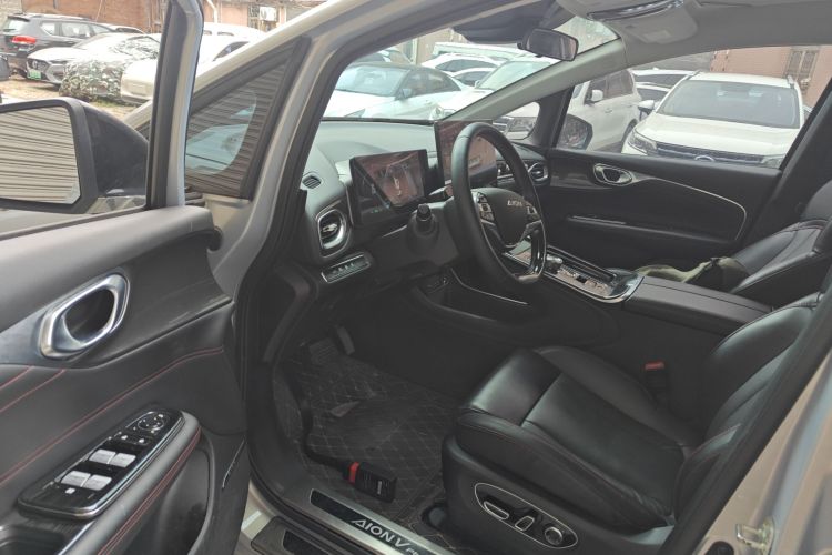 埃安 AION V 2021款 Plus 80 智享科技版 三元锂中控内饰7003