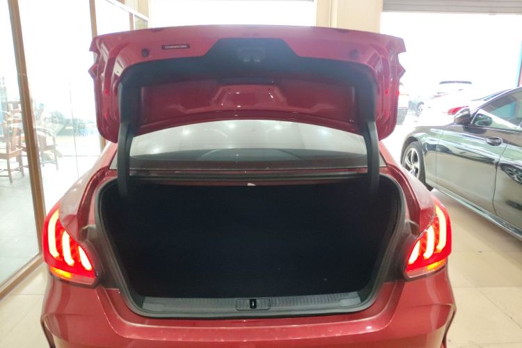 名爵 MG5 2022款 180DVVT CVT青春豪华版局部细节23