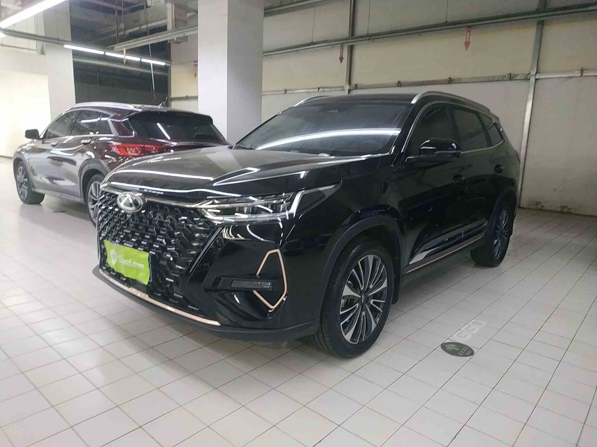 奇瑞 瑞虎8 PRO 2024款 冠军版 390T 两驱巅峰版 5座(2)