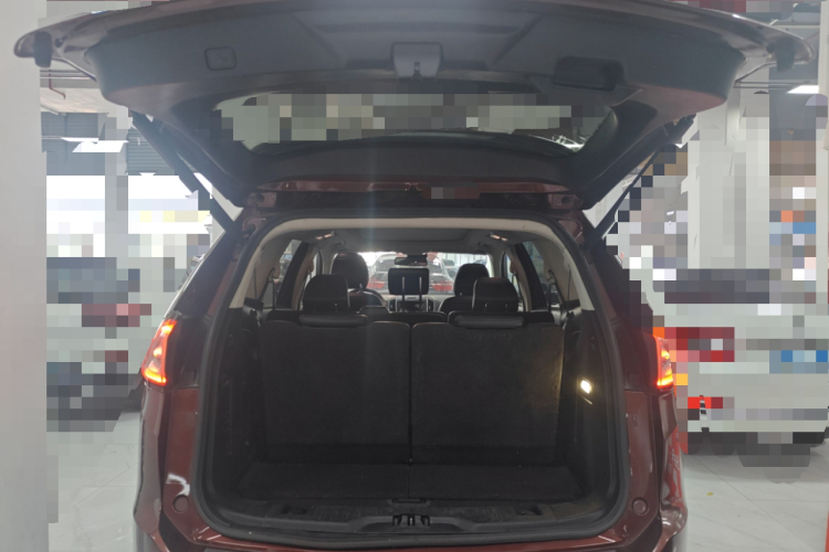 福特 锐界 2015款 2.0T GTDi 四驱尊锐型机舱底盘23