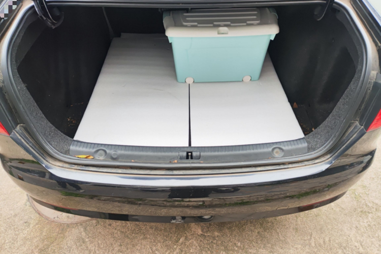 大众 朗逸 2013款 改款经典 1.6L 自动风尚版中控内饰23