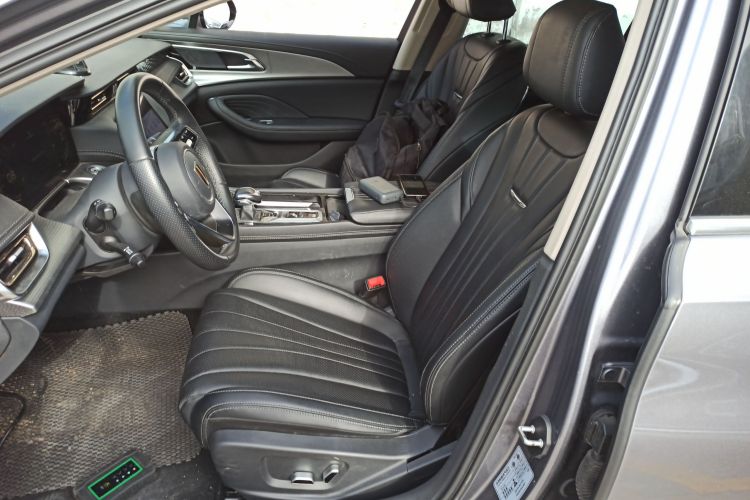 红旗H5 2023款 1.5T DCT智联旗韵版中控内饰19