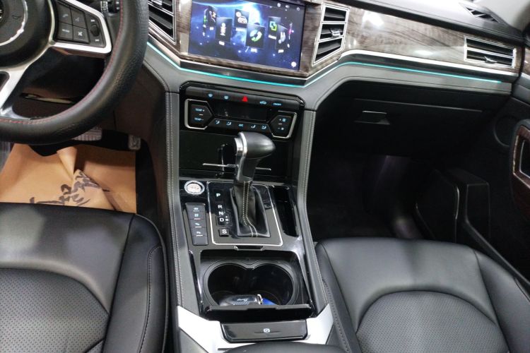 众泰 大迈X7 2017款 1.8T DCT尊贵型中控内饰18