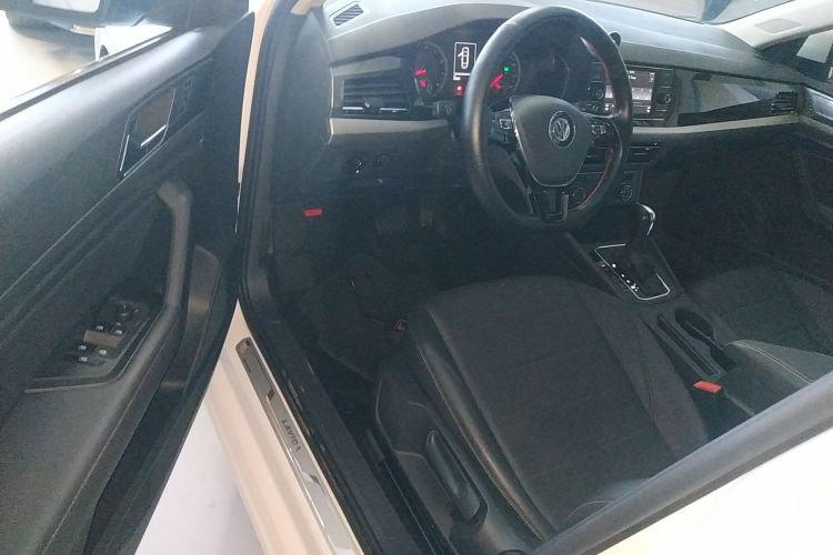 大众 朗逸 2019款 1.5L 自动舒适版 国VI中控内饰20