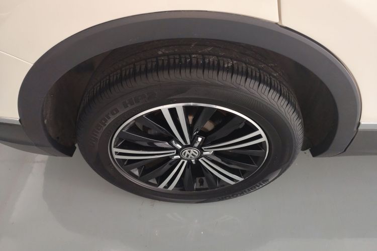 大众 途观L 2019款 330TSI 自动两驱全景舒适版 国VI车身外观6002