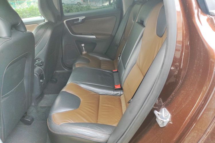 沃尔沃XC60(进口) 2014款 改款 T5 智雅版中控内饰21