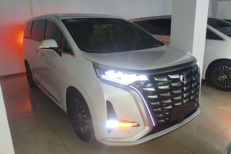 腾势D9 2022款 DM-i 970 四驱旗舰型车身外观6002