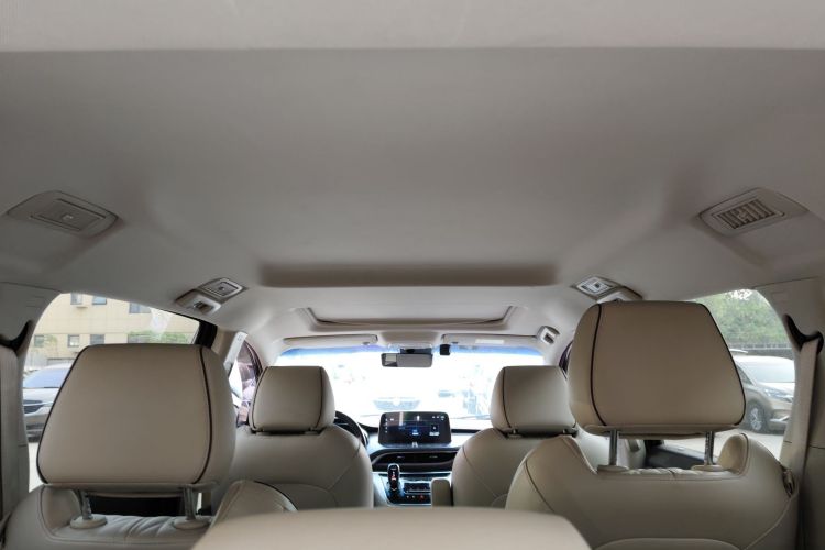 别克GL8 2021款 陆上公务舱 652T 智慧豪华型中控内饰22