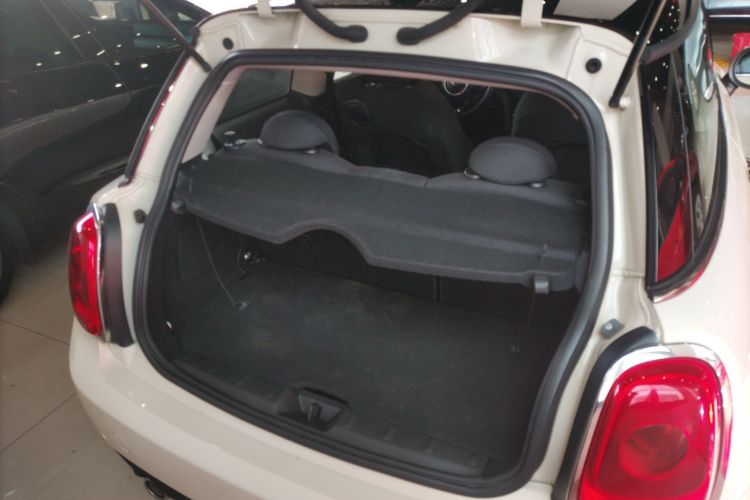 MINI 2016款 1.5T COOPER局部细节23