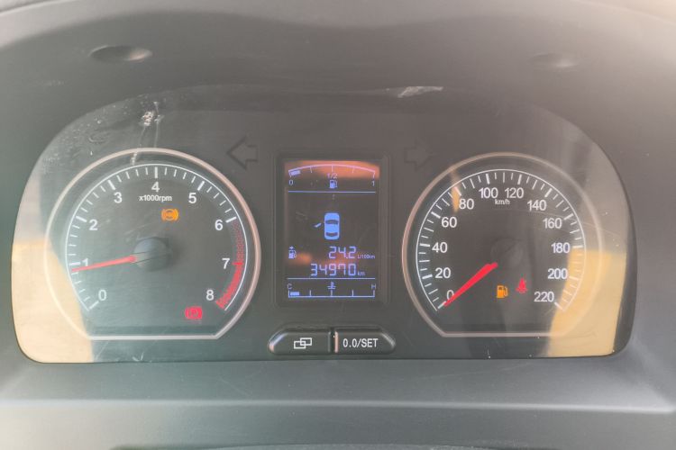 东风风行 景逸X3 2015款 1.5L 豪华型中控内饰14